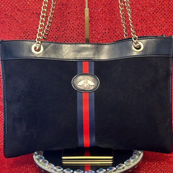 Black and Red Women's Tote Bag w/Pouch Approx. 15.5 x 10 x 3 - Picture 1 of 17